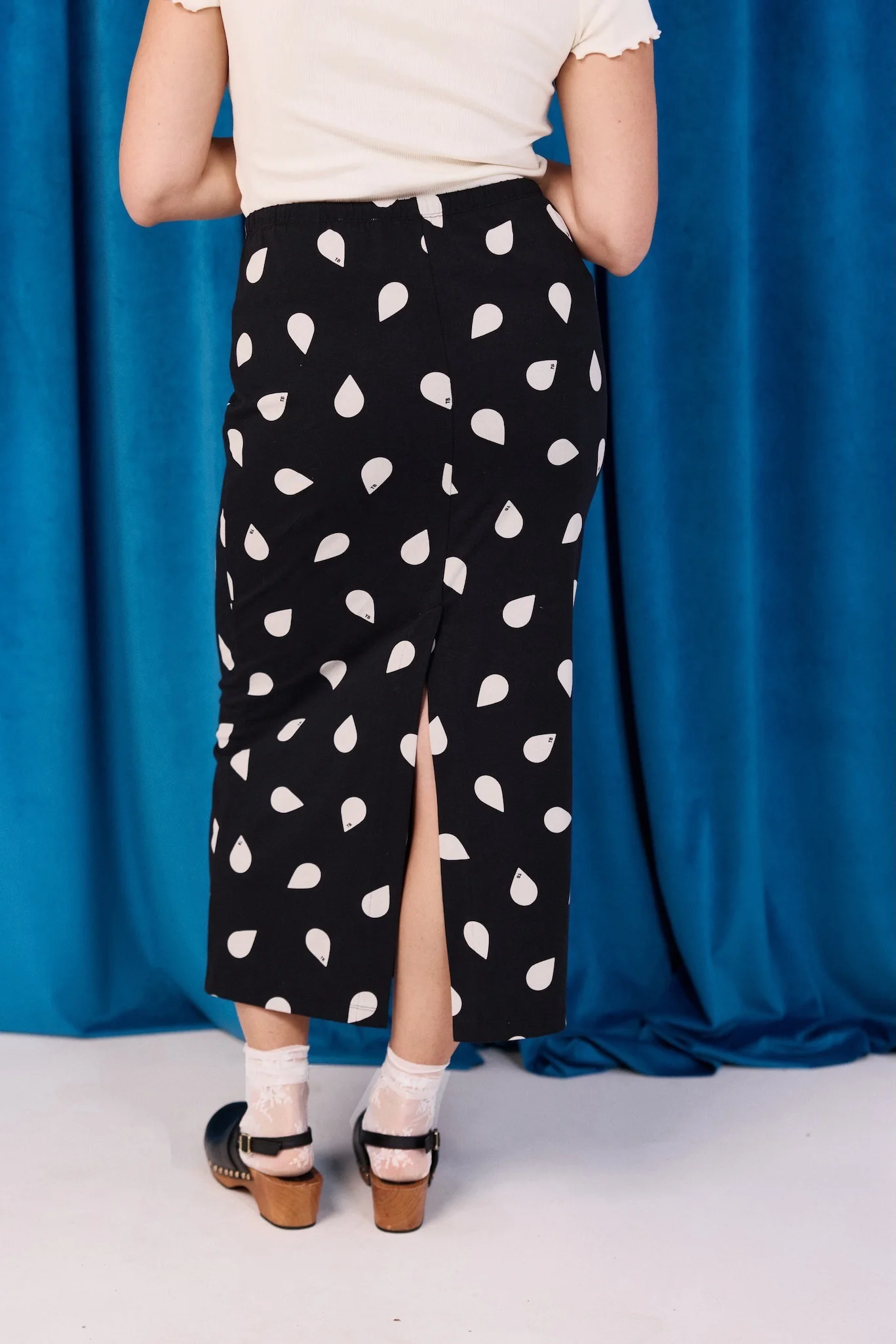 Raining Milk Skirt - Image 6