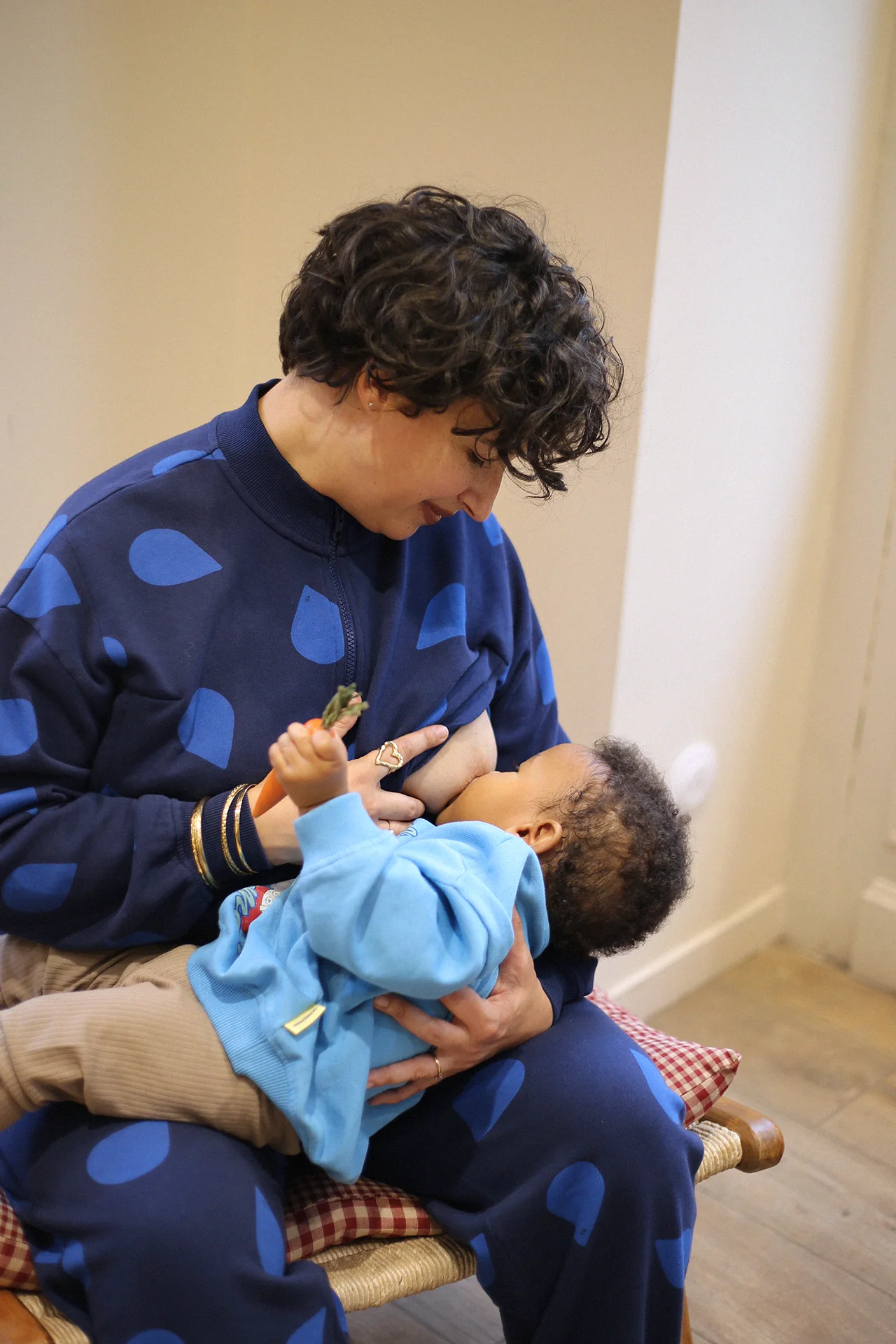 Raining Milk Breastfeeding Sweatshirt - Image 6