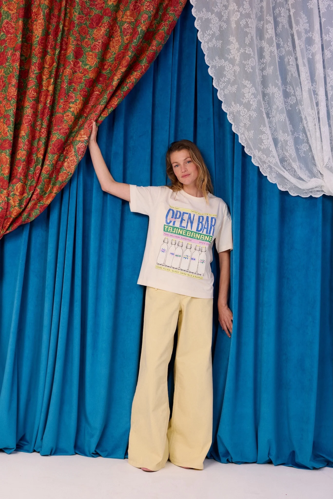 Open Bar Breastfeeding T-shirt - Image 5